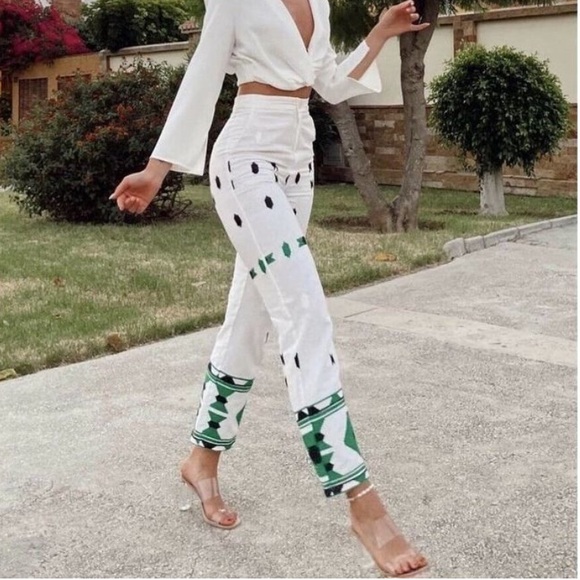 Zara white embroidered linen pants- high waisted/straight leg with pockets - Picture 4 of 4